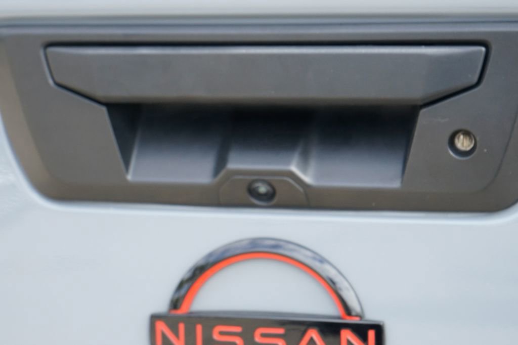 Used 2023 Nissan Frontier PRO-4X w/ Pro Convenience Package AWD/4WD image 45