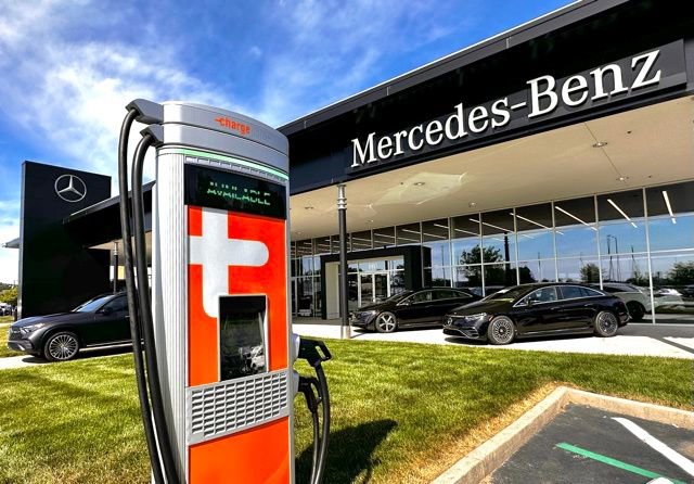 Used 2020 Tesla Model Y Long Range image 23