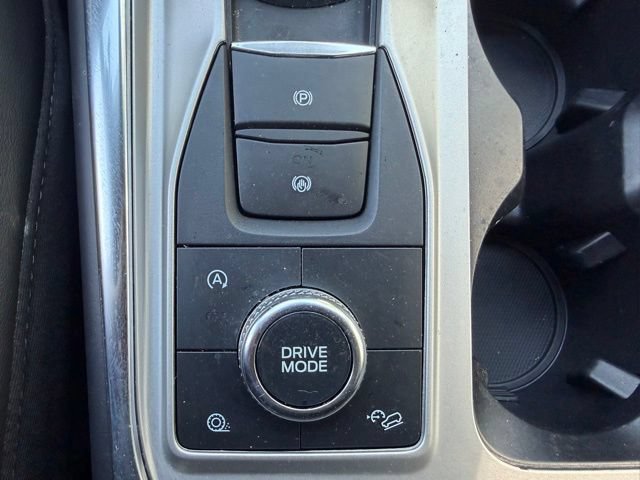 Certified 2024 Ford Explorer XLT w/ Equipment Group 202A AWD/4WD image 25