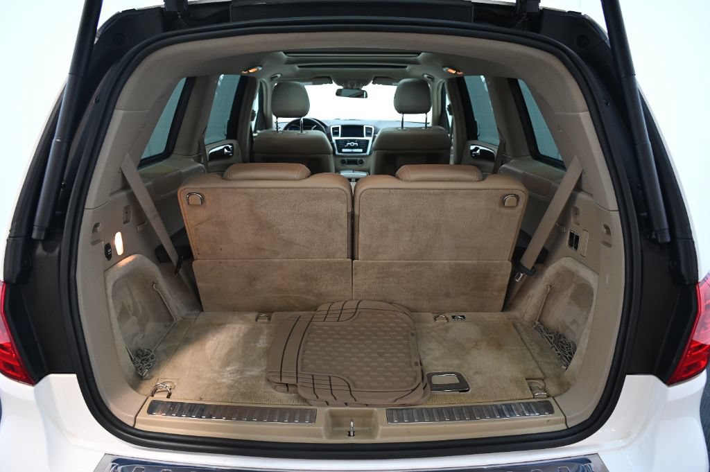 Used 2016 Mercedes-Benz GL 320 BlueTEC 4MATIC w/ Premium I Package image 45