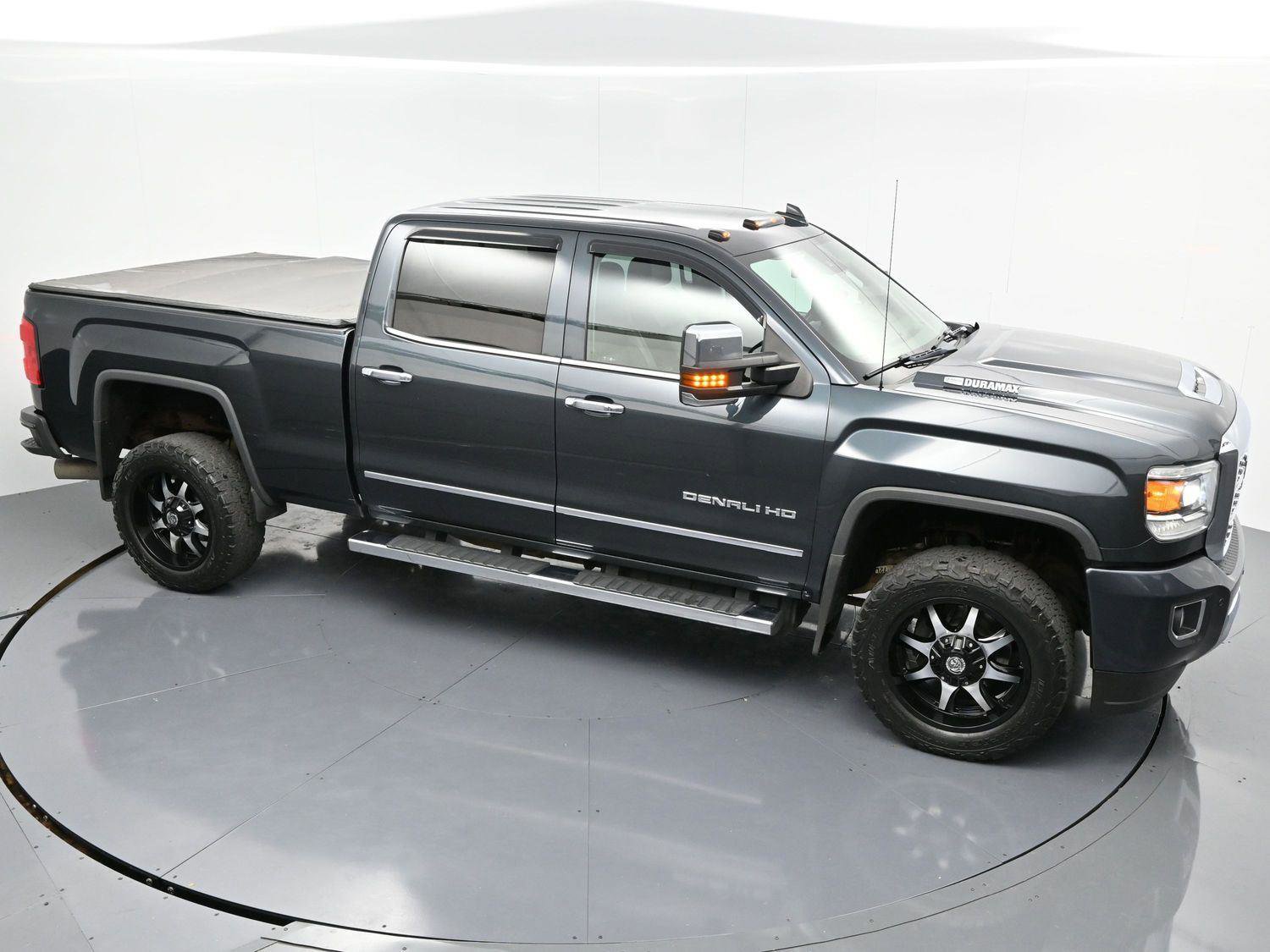 Used 2018 GMC Sierra 2500 Denali w/ Duramax Plus Package image 37