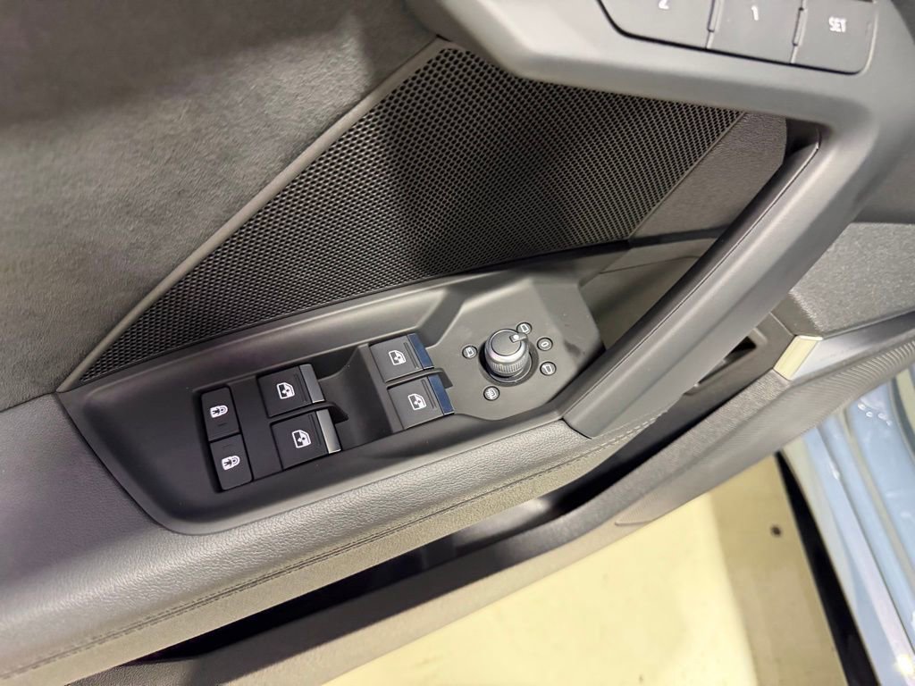 Used 2023 Audi RS 3 AWD/4WD image 33