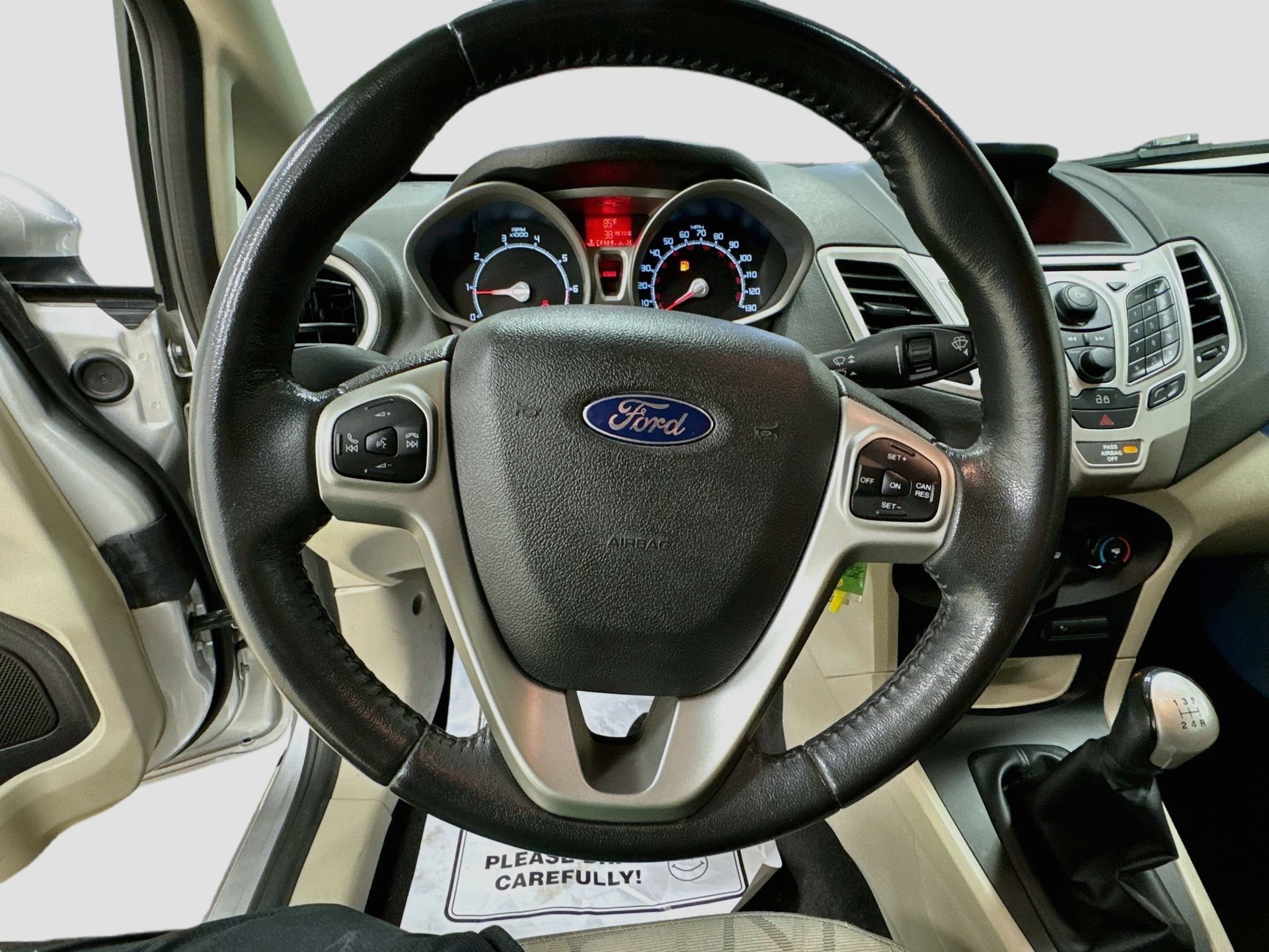 Used 2013 Ford Fiesta SE FWD image 11