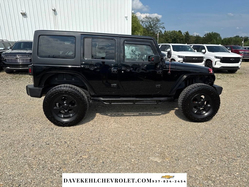 Used 2015 Jeep Wrangler Unlimited Sahara AWD/4WD image 6
