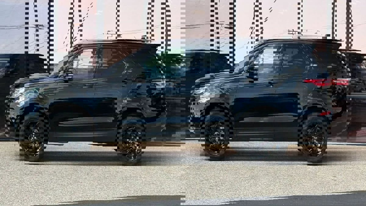 Used 2019 Land Rover Discovery HSE image 6