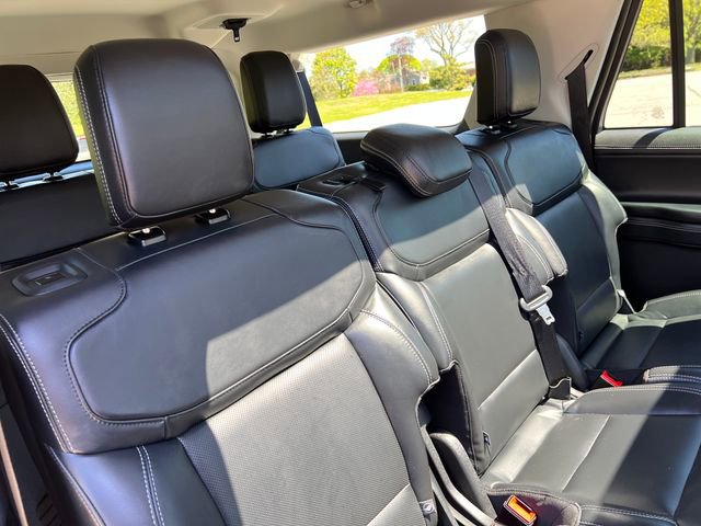 Used 2025 Ford Expedition Max Platinum AWD/4WD image 34