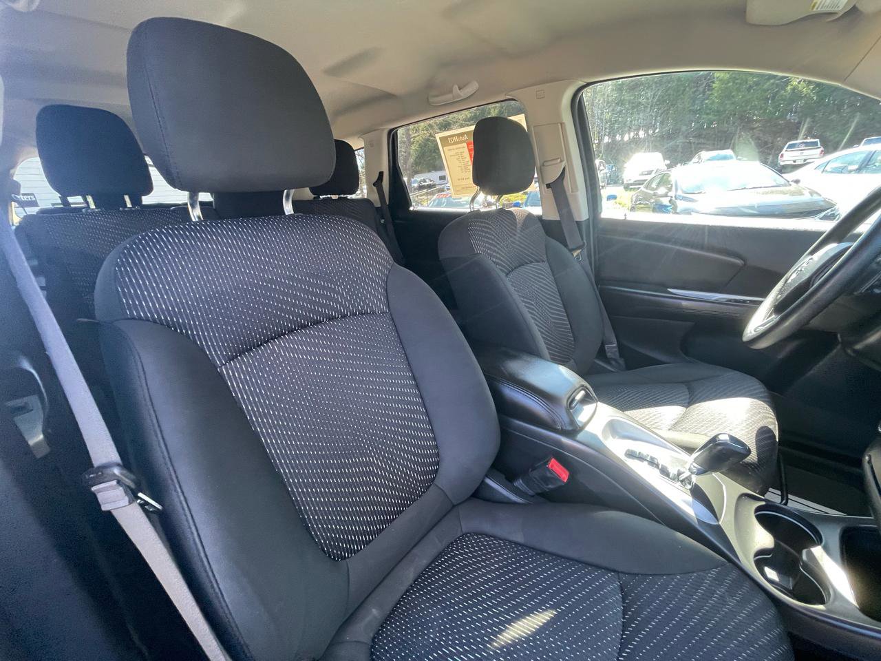 Used 2020 Dodge Journey SE w/ Blacktop Package image 31