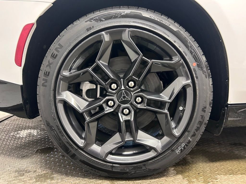 New 2026 Dodge Charger R/T AWD/4WD image 32