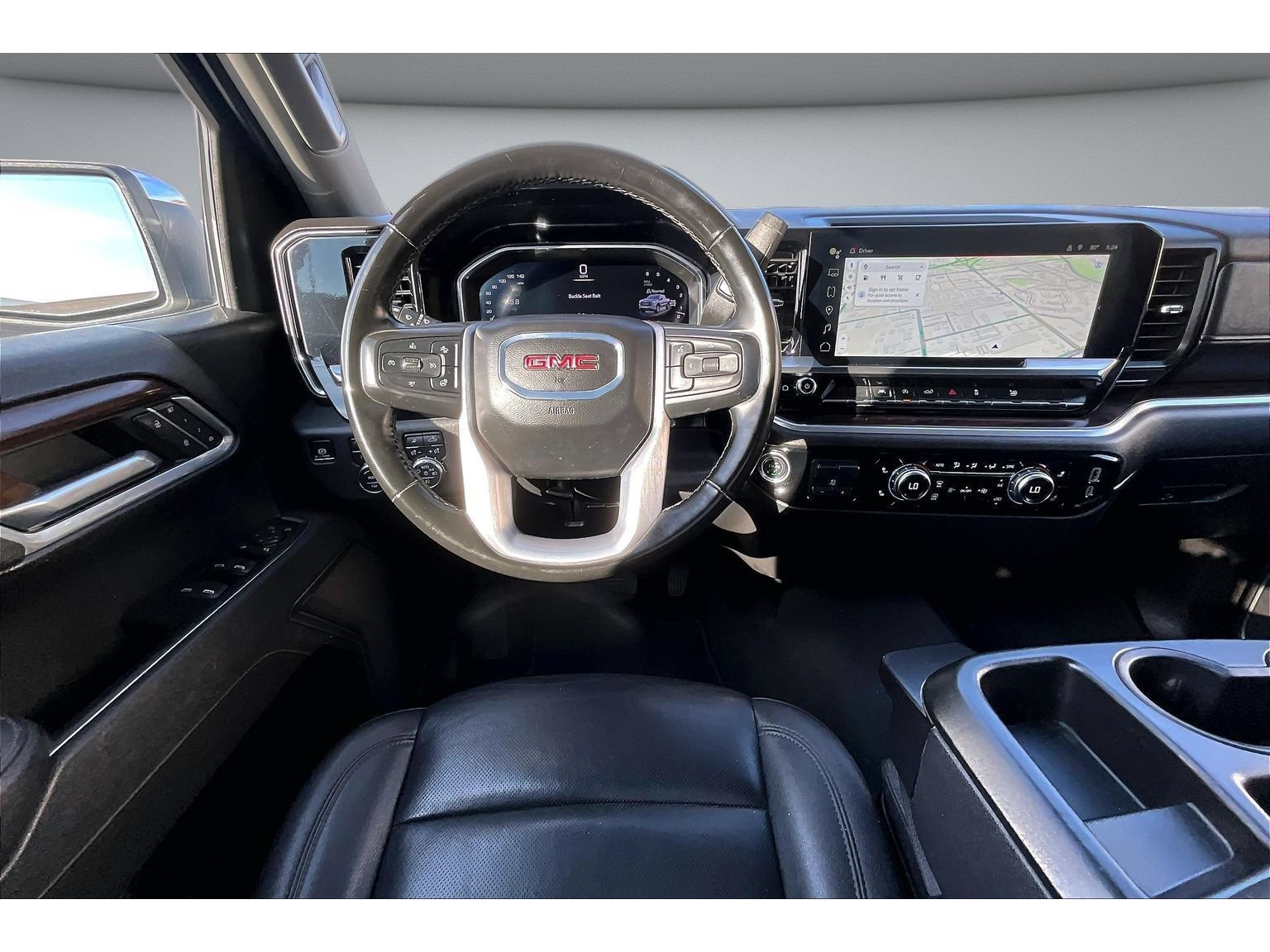 Used 2025 GMC Sierra 1500 SLT AWD/4WD image 8