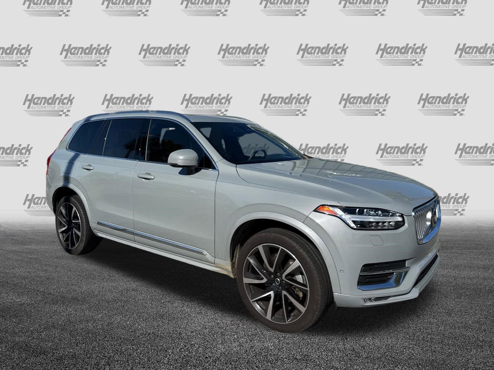 Certified 2024 Volvo XC90 B6 Ultimate w/ Lounge Package image 2
