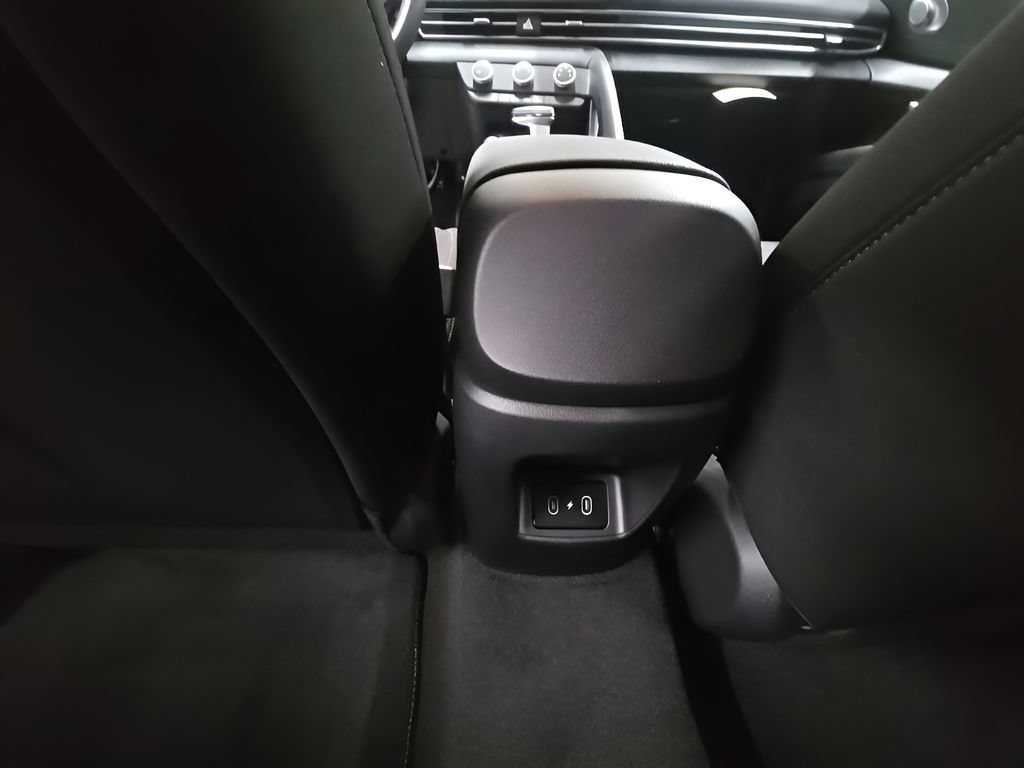 New 2026 Hyundai Elantra SE FWD image 27
