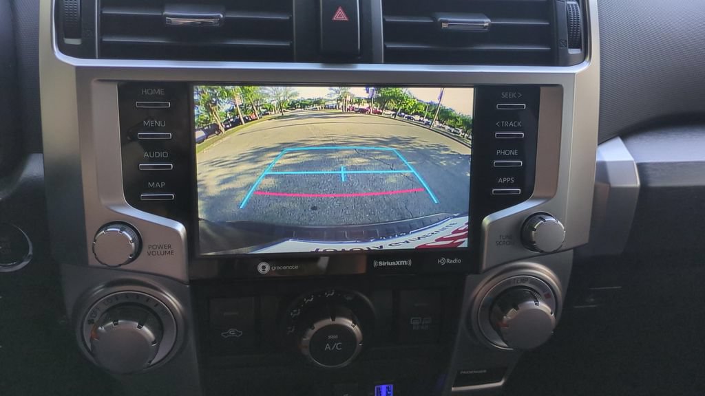 Used 2023 Toyota 4Runner SR5 Premium w/ Moonroof Package AWD/4WD image 18