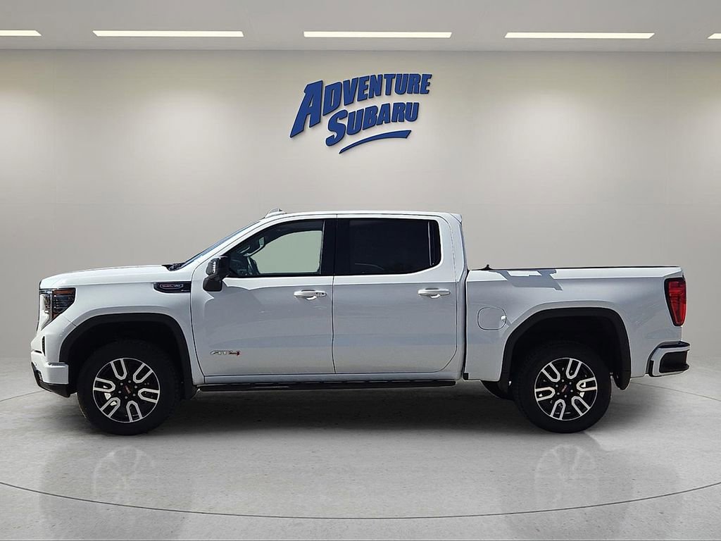 Used 2024 GMC Sierra 1500 AT4 w/ Technology Package image 4