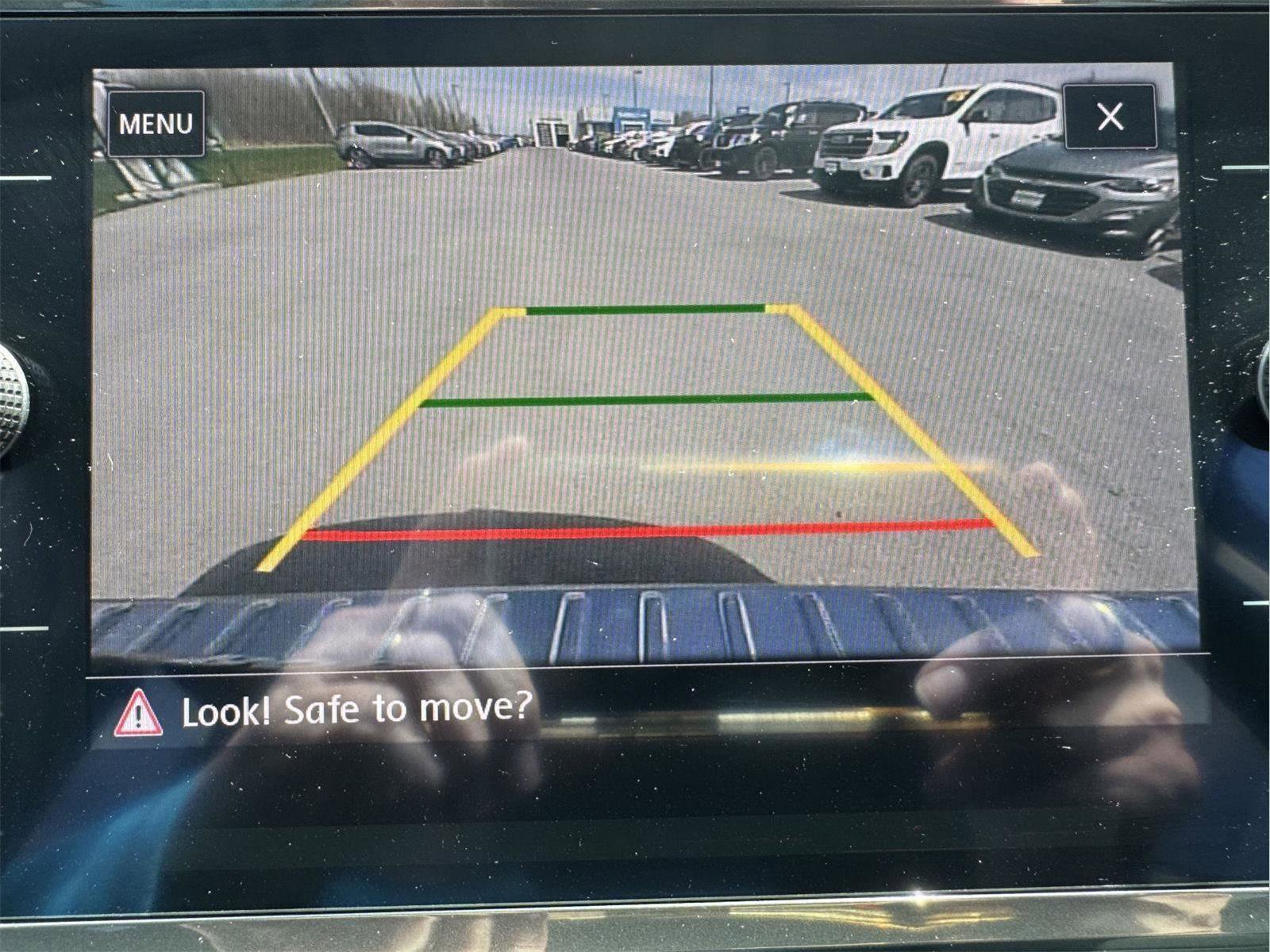 Used 2020 Volkswagen Tiguan SE w/ Panoramic Sunroof Package AWD/4WD image 30