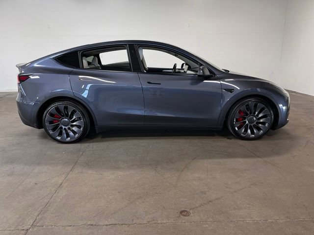 Used 2023 Tesla Model Y Performance AWD/4WD image 2