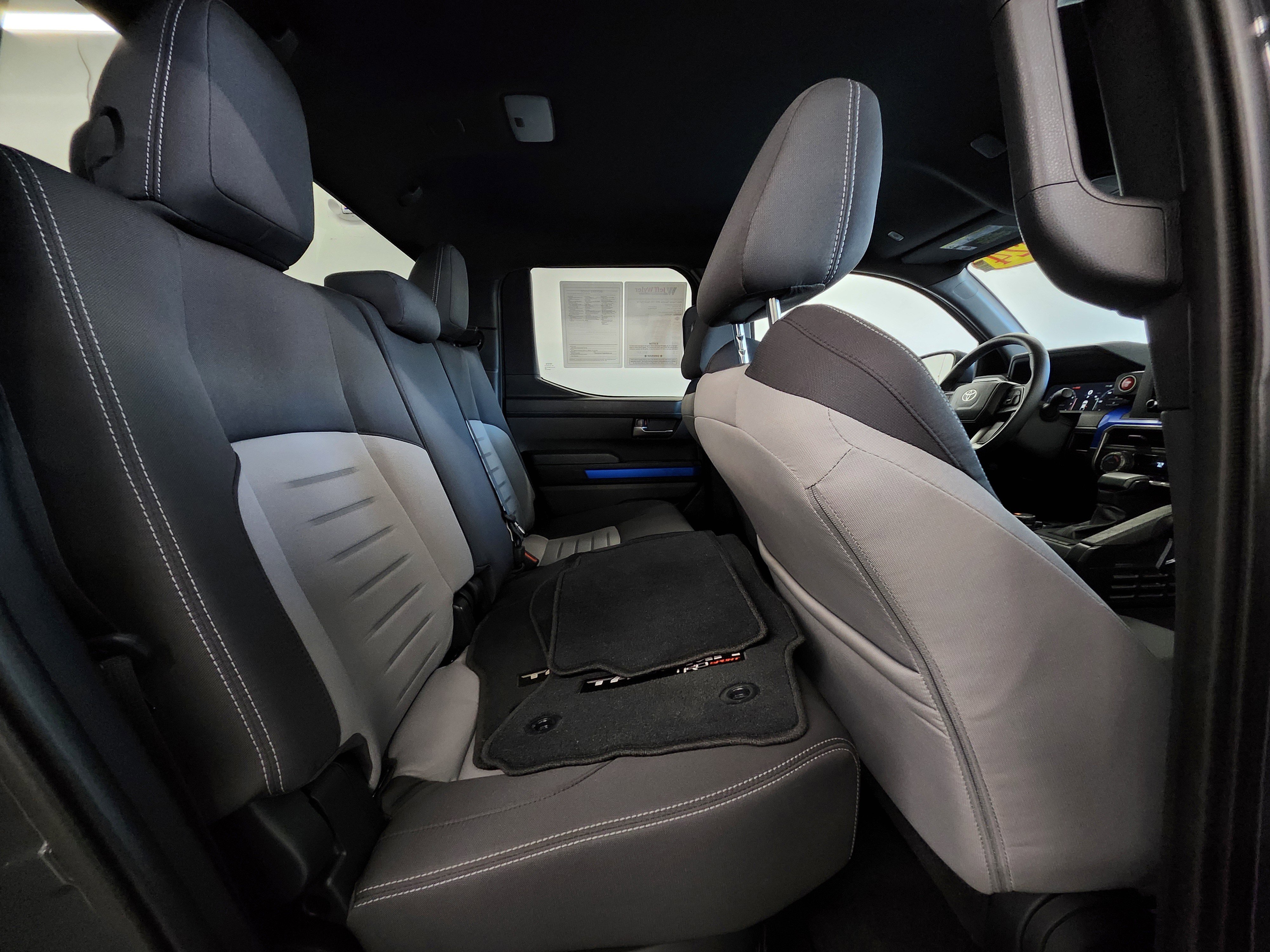 Used 2024 Toyota Tacoma TRD Sport image 25