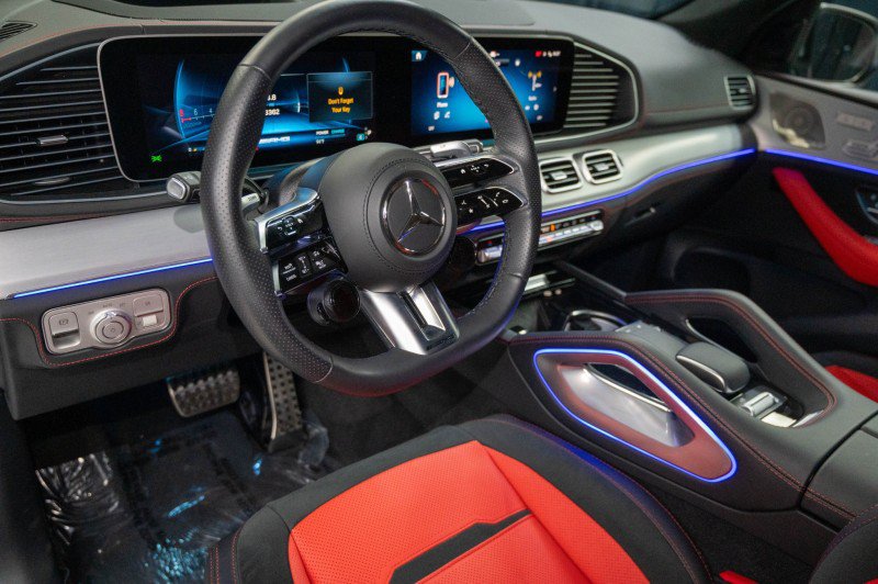 Certified 2024 Mercedes-Benz GLE 63 AMG S image 16