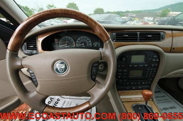 Used 2003 Jaguar S-TYPE 4.2 image 9