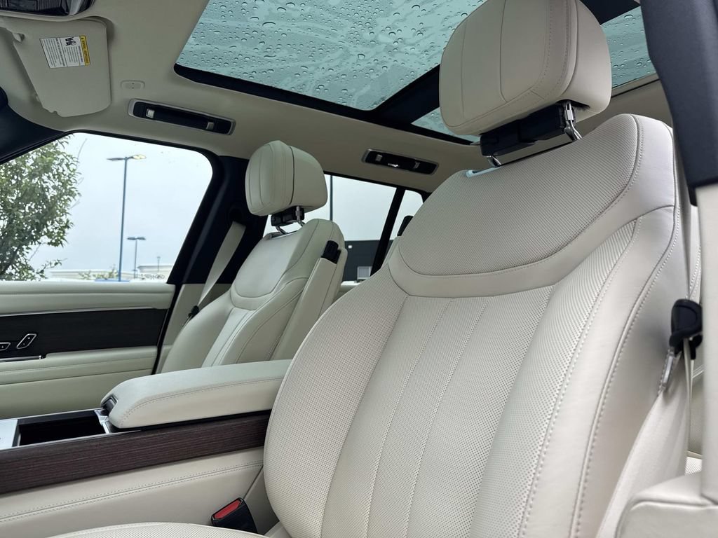 New 2026 Land Rover Range Rover SE AWD/4WD image 21