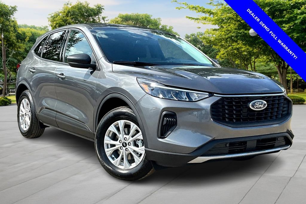 New 2025 Ford Escape Active w/ Active Premium Tech Pack