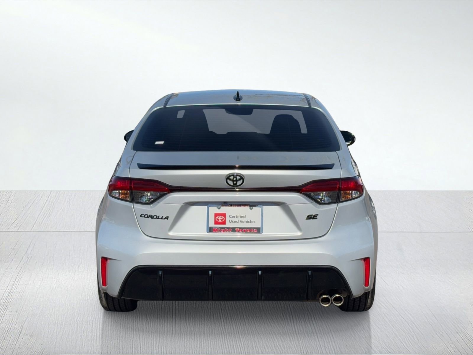 Certified 2024 Toyota Corolla SE Nightshade w/ SE Convenience Package image 7
