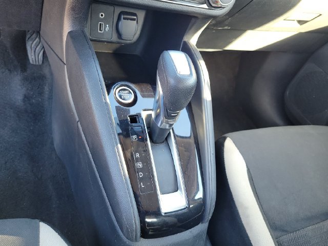 Used 2021 Nissan Versa SV FWD image 34