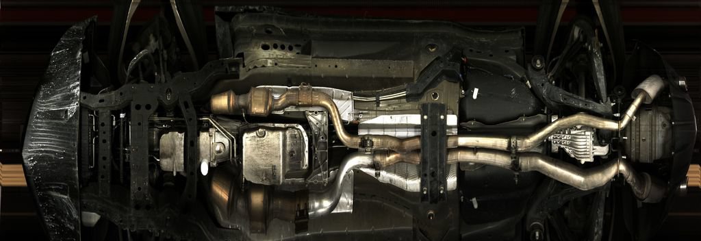 Used 2010 Chevrolet Camaro SS RWD image 18