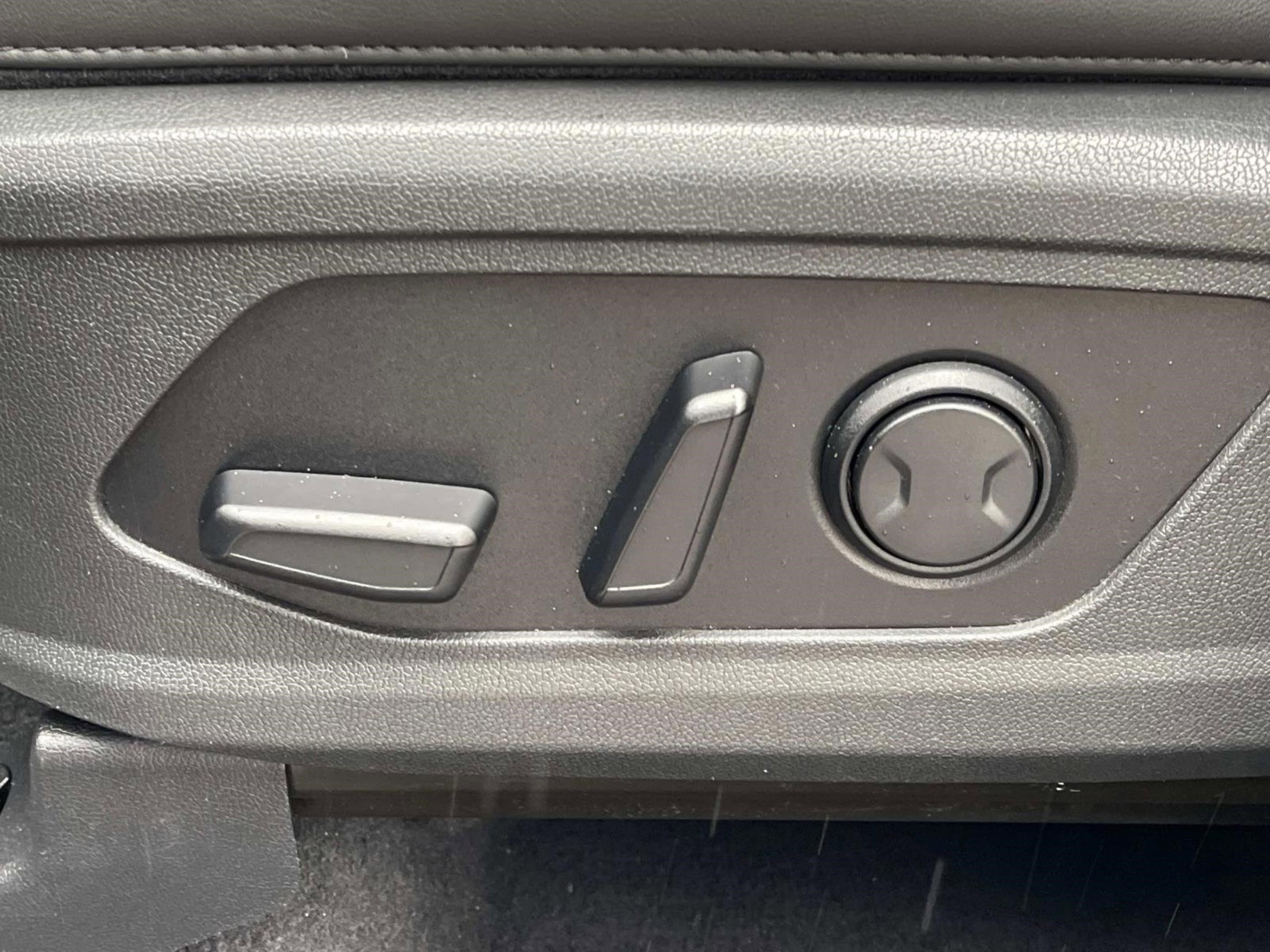 Used 2022 Kia Sorento SX image 27