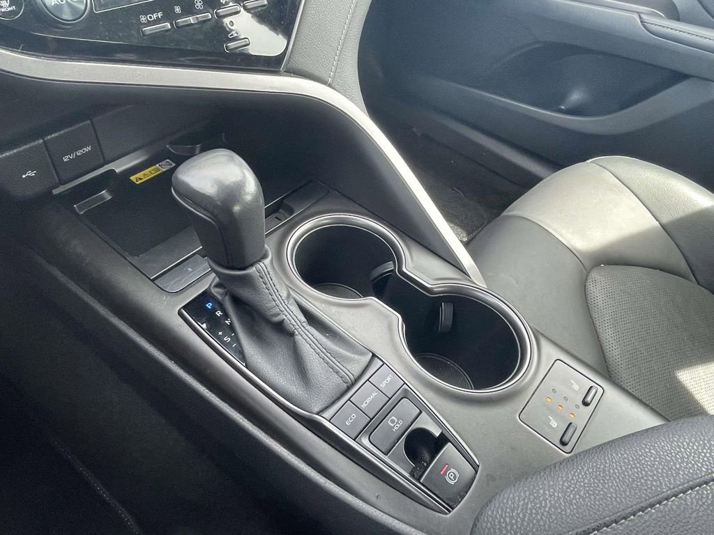 Used 2023 Toyota Camry XSE image 32