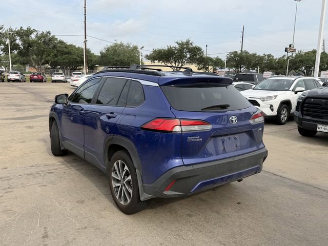 Used 2025 Toyota Corolla Cross XLE w/ Convenience Package FWD image 7