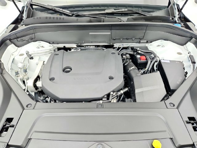 New 2026 Volvo XC90 B6 Plus w/ Protection Package Premier AWD/4WD image 33