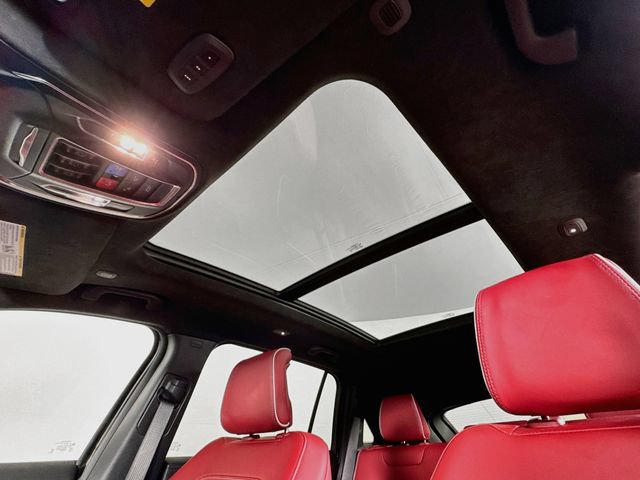 Used 2024 Jeep Wagoneer Launch Edition AWD/4WD image 27
