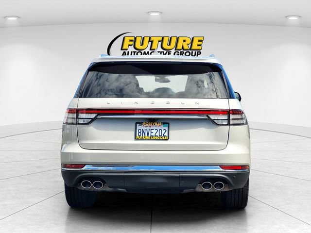 Used 2020 Lincoln Aviator Reserve w/ Equipment Group 201A image 5