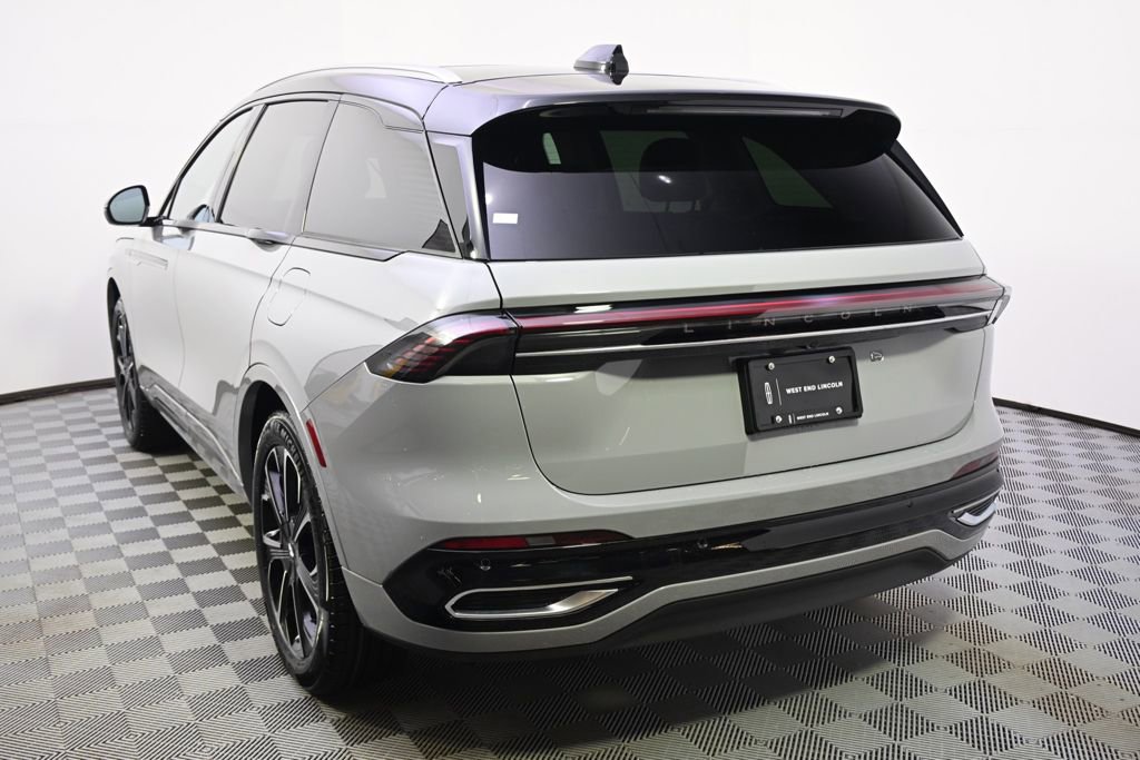 New 2026 Lincoln Nautilus Reserve image 4