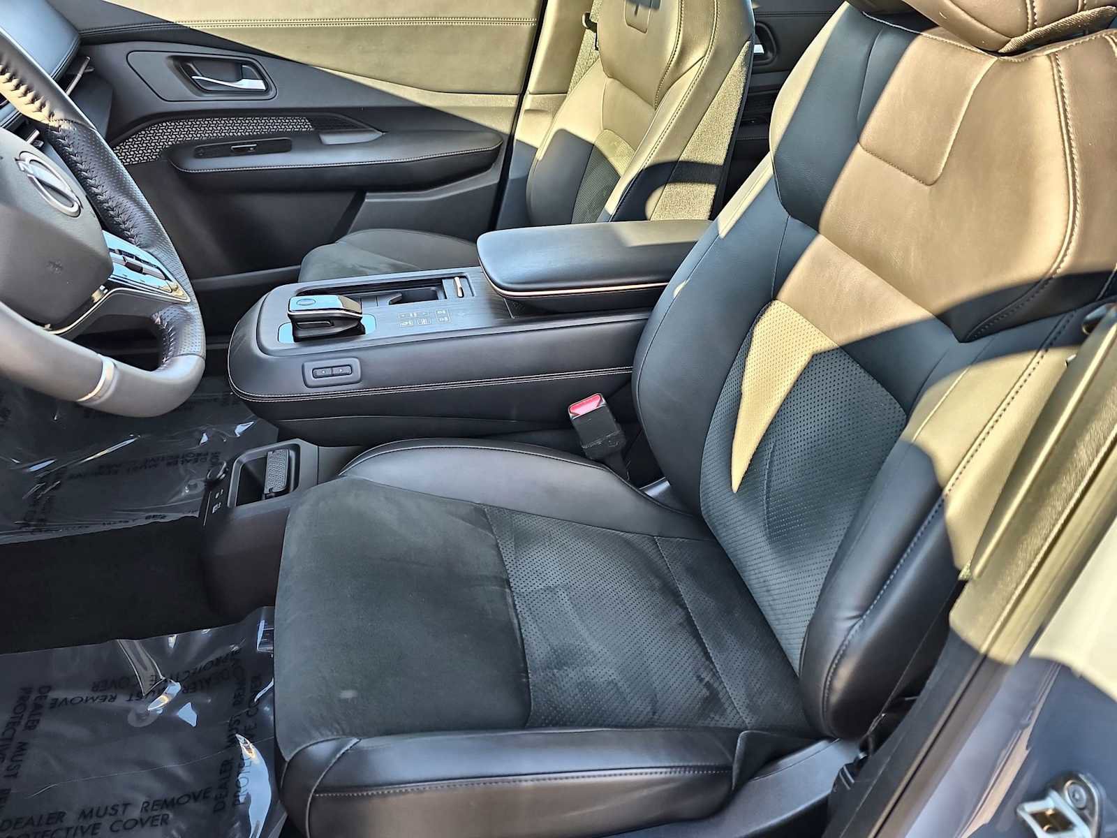 Used 2023 Nissan Ariya EMPOWER+ image 15