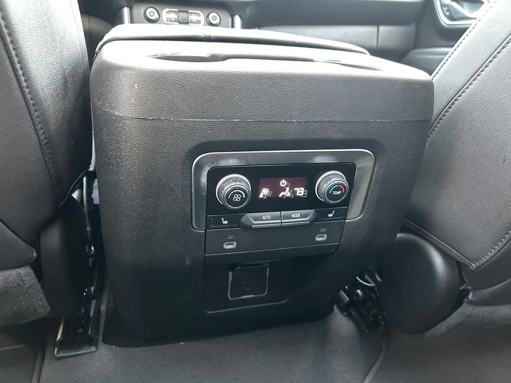 Used 2023 Chevrolet Tahoe Z71 w/ Z71 Off-Road Package AWD/4WD image 36