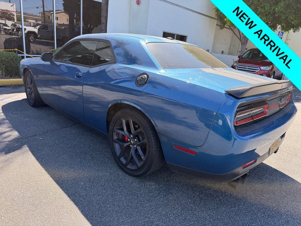 Used 2023 Dodge Challenger R/T w/ Blacktop Package RWD image 4