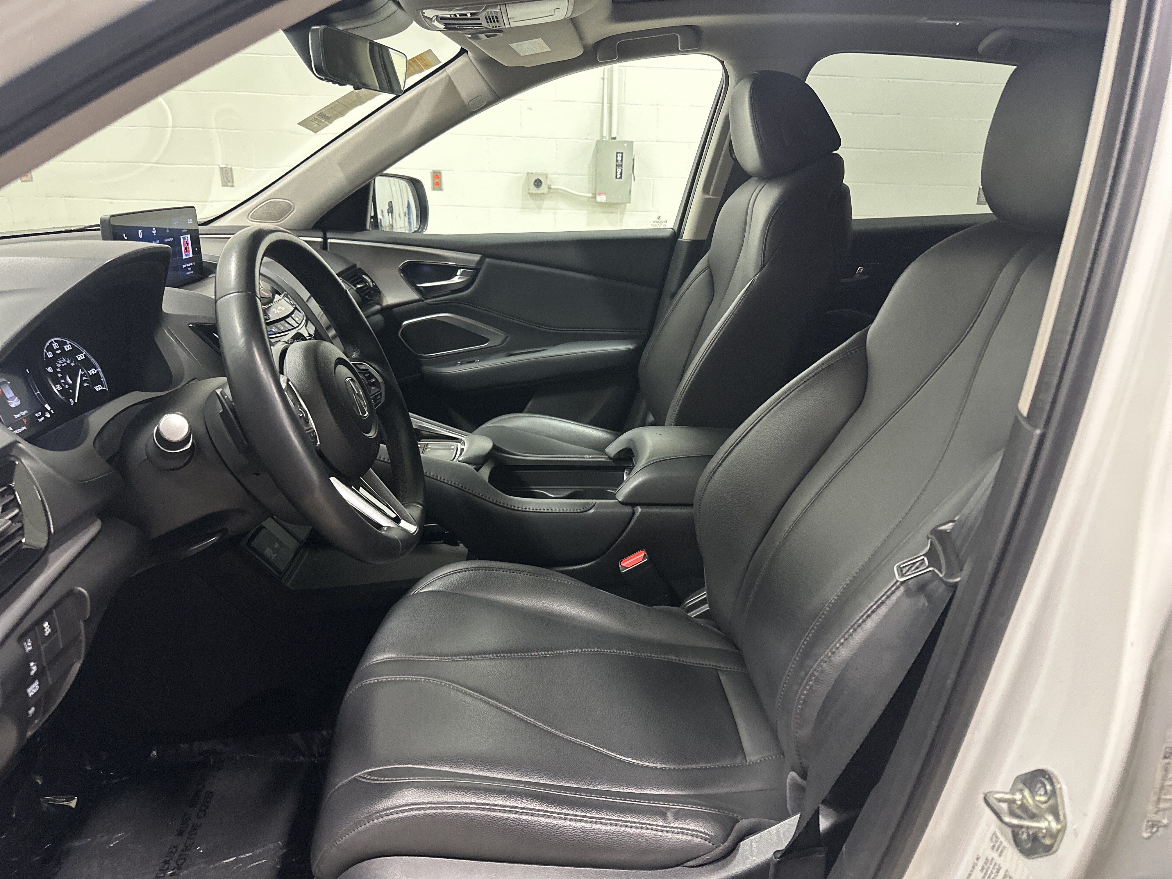 Used 2020 Acura RDX SH-AWD image 16