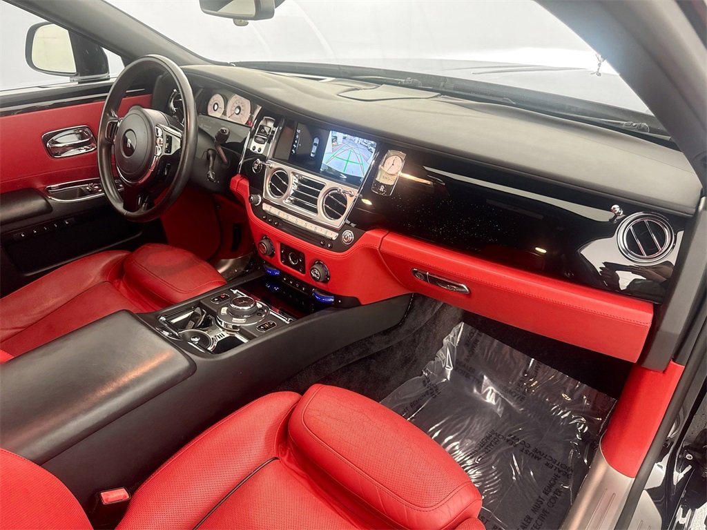 Used 2019 Rolls-Royce Ghost image 28