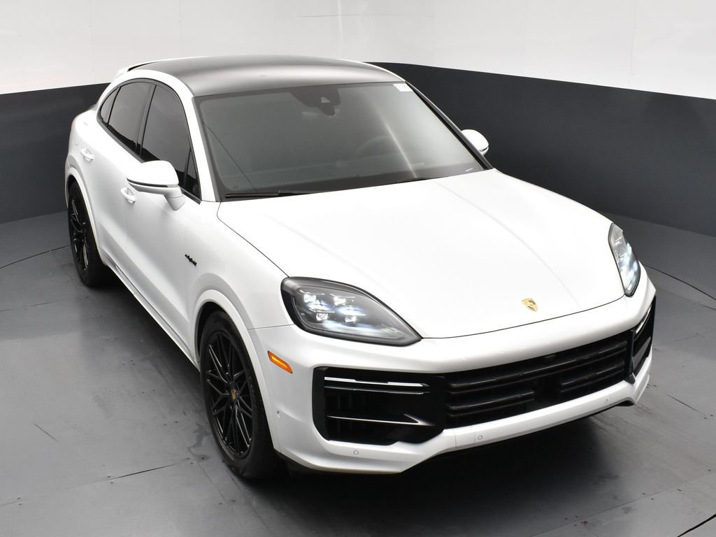 Used 2024 Porsche Cayenne Turbo w/ Premium Package Plus (PP1) AWD/4WD image 20