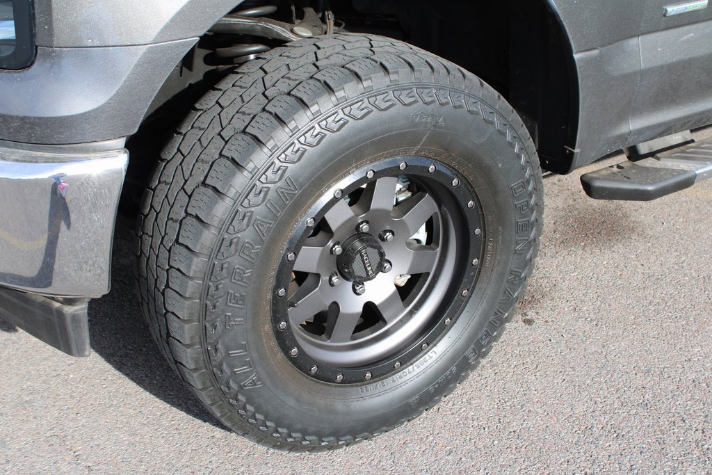 Used 2017 Ford F150 XLT image 12