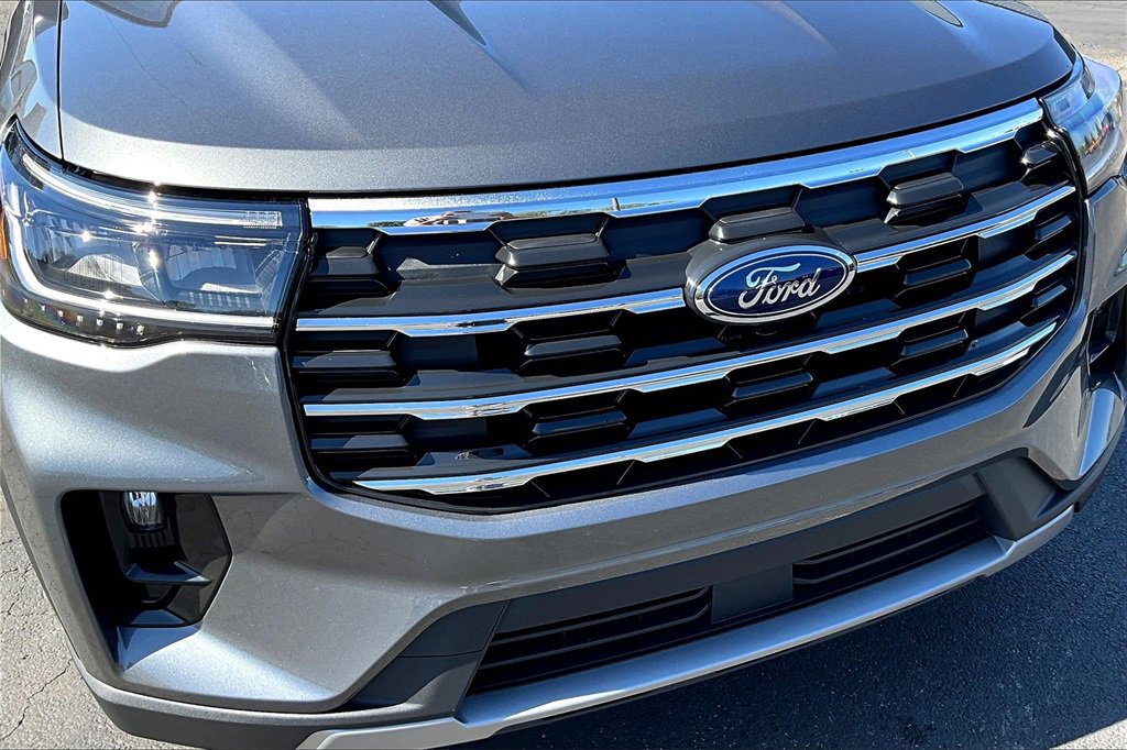 New 2025 Ford Explorer Active image 33