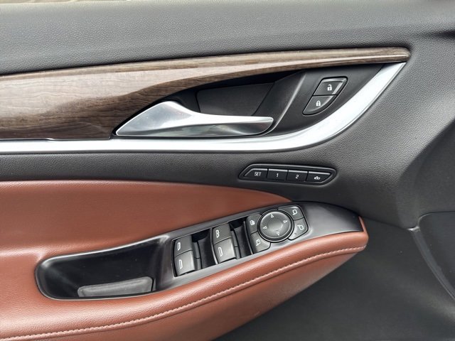 Used 2018 Buick Enclave Avenir image 19