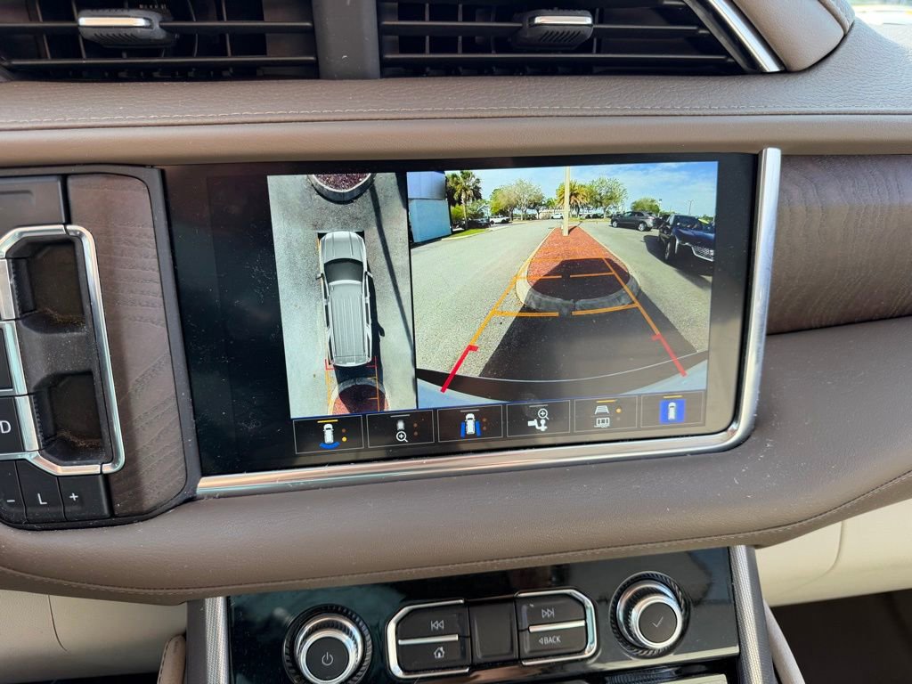 Used 2023 GMC Yukon Denali image 34