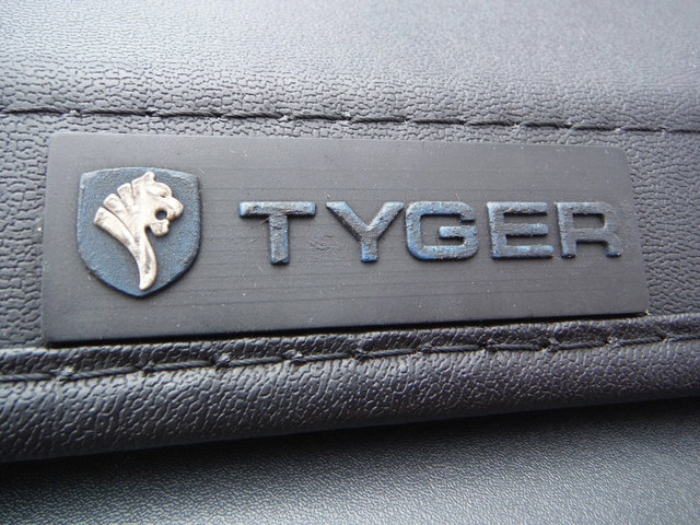 Used 2019 Nissan Frontier SV w/ Value Truck Package AWD/4WD image 12