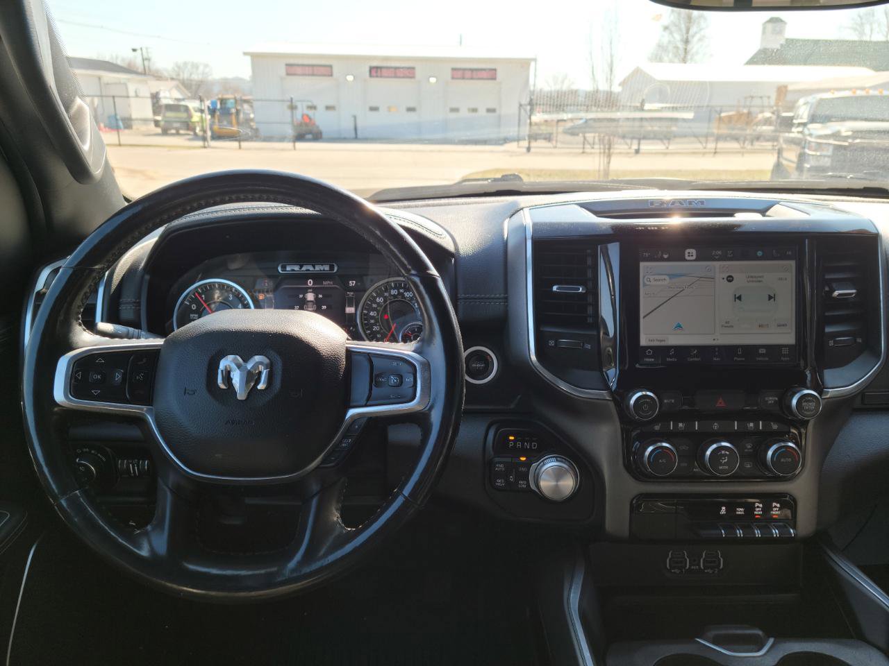 Used 2022 RAM 1500 Laramie w/ Sport Appearance Package AWD/4WD image 10