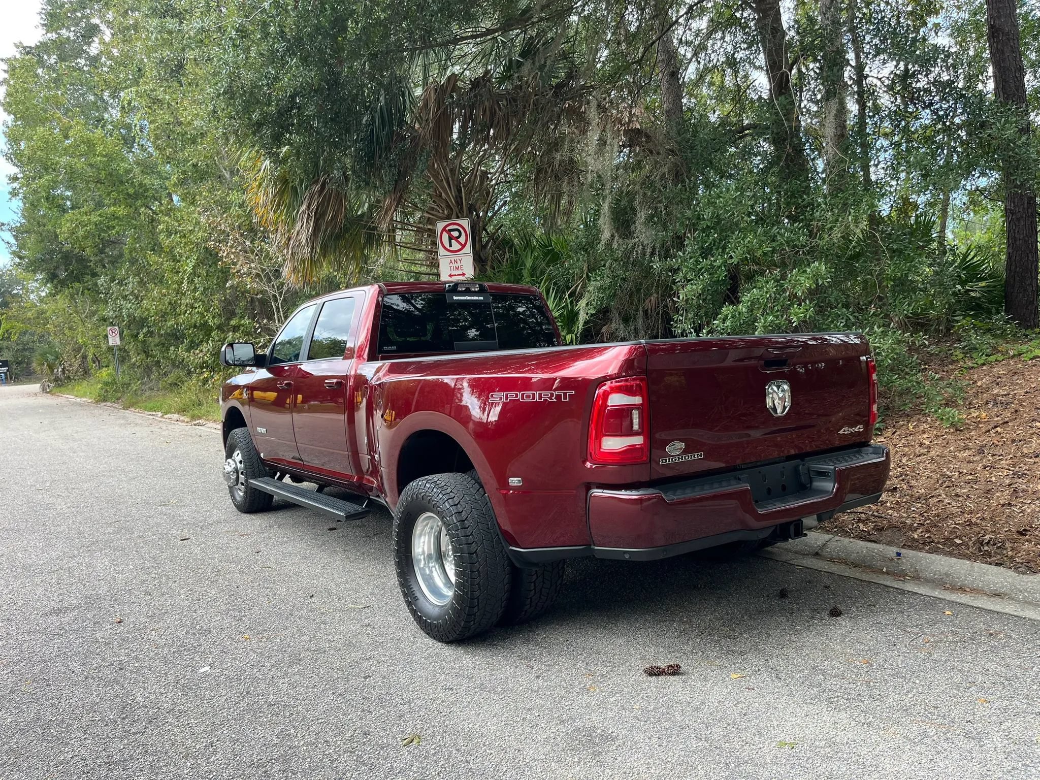 Used 2022 RAM 3500 Big Horn w/ Level C Equiment Group AWD/4WD image 8