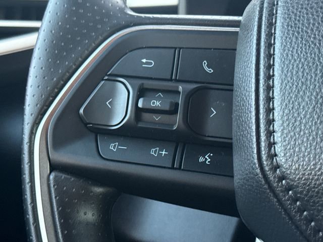 Used 2025 Toyota Tundra SR5 image 28