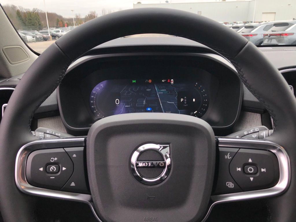 New 2026 Volvo XC40 B5 Plus w/ Protection Package Premier AWD/4WD image 19