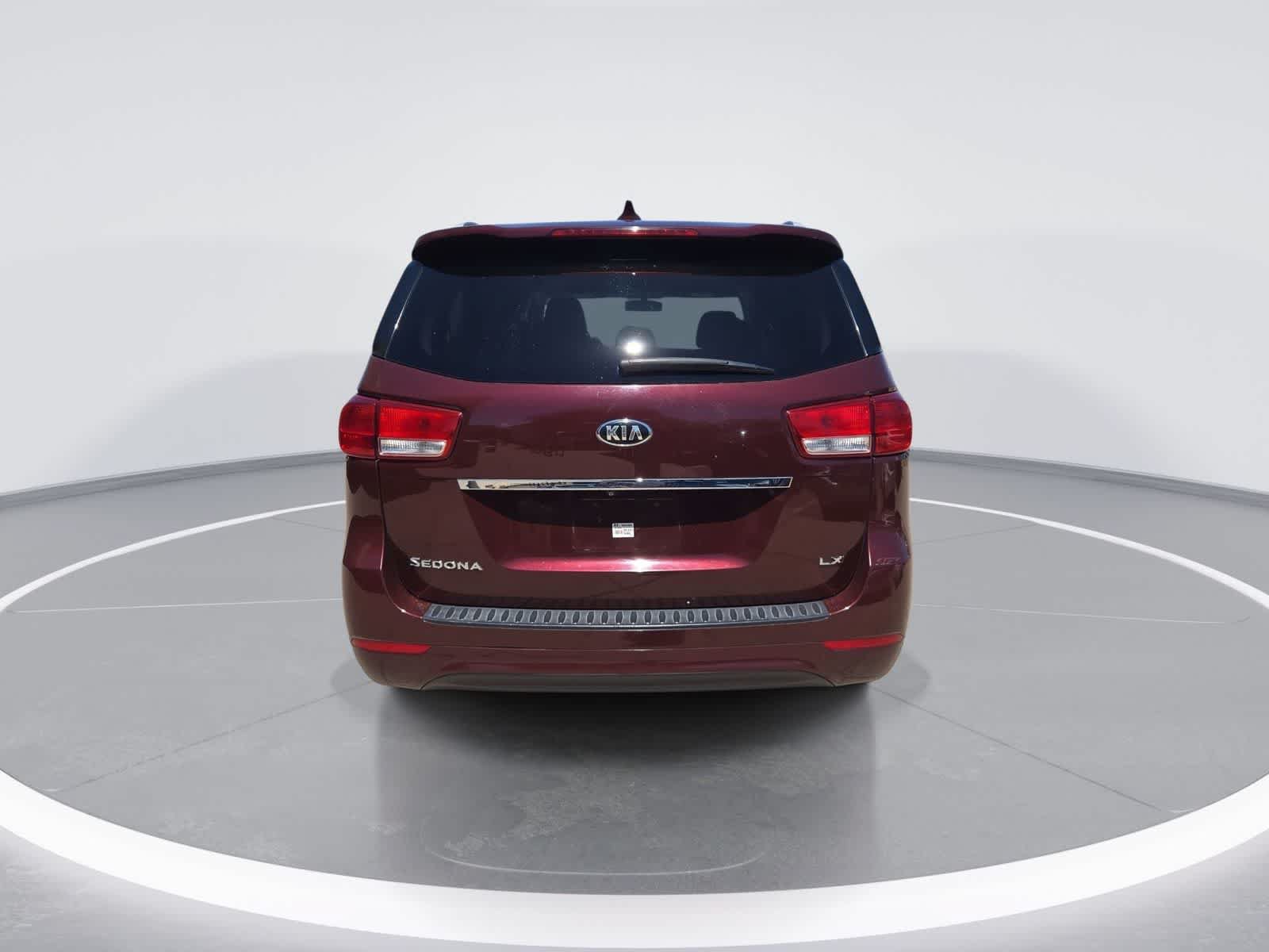 Used 2015 Kia Sedona LX w/ LX Convenience Package FWD image 7